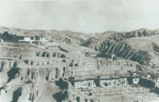 1947年12月25日至28日，中共中央在陕北米脂杨家沟召开扩大会议（十二月会议）。图为会议会址。